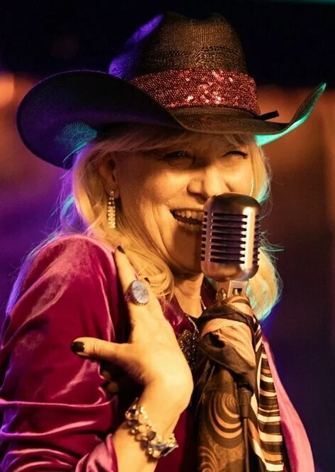 DD Dunn & Louisiana Cats — Unplugged!