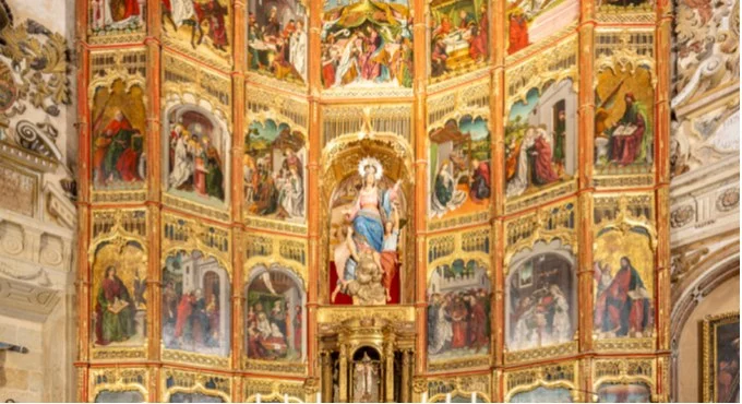 Visita Iglesias Trujillo: Santa María La Mayor, San Francisco & San Martín de Tours