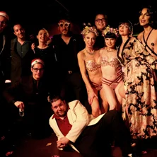 Rhythm & Boobs – El Cor del Nadal